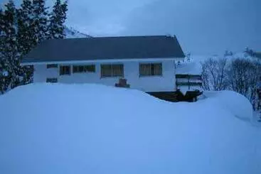 ユースホステル Sti Ski Lodge