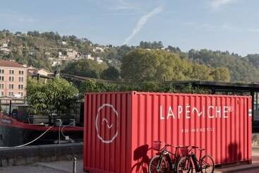 Hotell La Peniche   Bed And Bicycle   Vienne