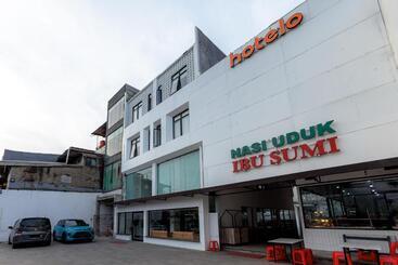 هتل Reddoorz Near Mangga Dua Mall