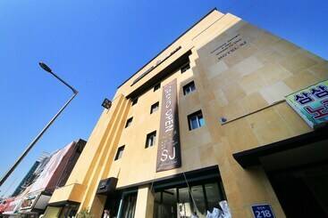 Motell Yang Sj Boutique