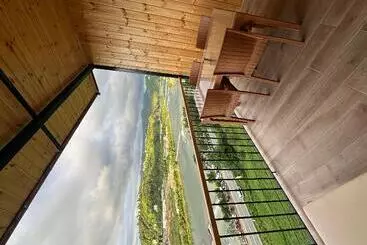 Aurora Suit Bungalov