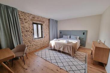 בית מלון כפרי Château De Villars