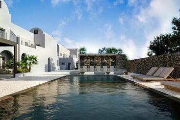 Santo Mangata Boutique Hotel By Chc Group