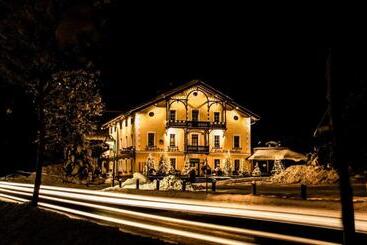 ホテル Gasthof Post St. Martin Am Tgb