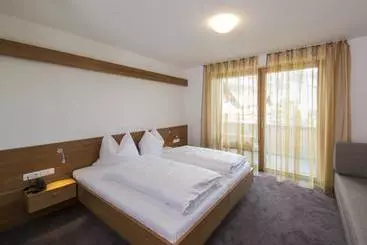 Hotel Guggenberger Pension