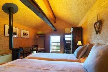 Hotel Le Mayen De Colombire