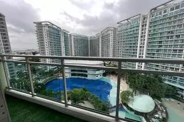 Hotel Azure Staycation Beach View 2br