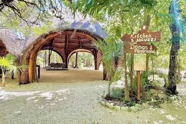 هتل Ku Kuk Glamping