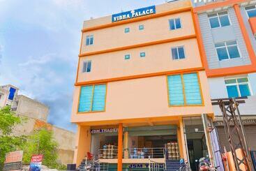 호텔 Vibha Palace