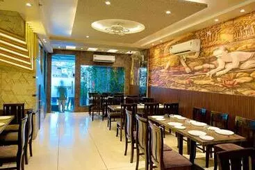 Hotel Star Inn