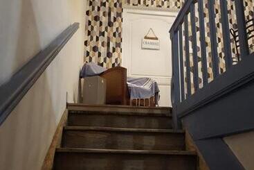 ペンション La Suite Du Docteur Privey   Free & Secure Park Bike