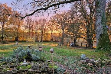 مبيت وإفطار Longère Typique — Charmante Chambre D Hôte
