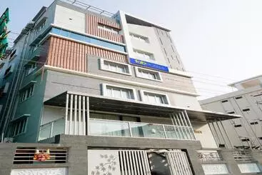 Fabhotel Brk Iconic Residency