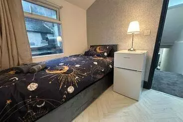 Majatalo 10 Minutes To Central London Vaux