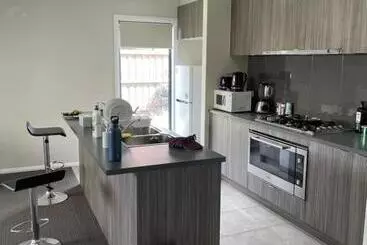 ペンション Cosy Room With Lock And Work Area