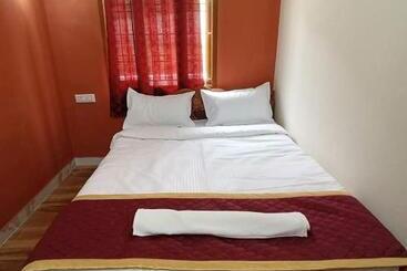 Pension Kurinji Illam