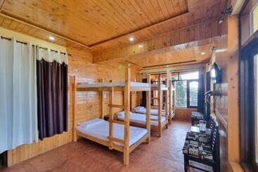 Albergue Forest Vibes Kalatop Rooms Restaurant