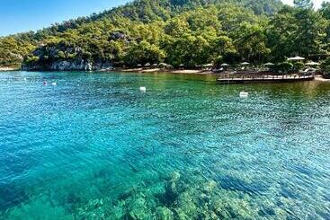 בית מלון כפרי Adacapra