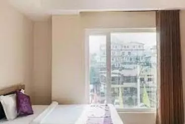 ホテル The Kalyaniz Guwahati