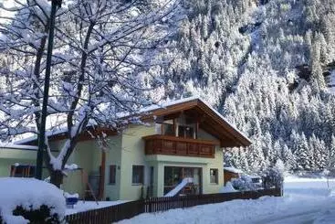Hotel Apart Larcher