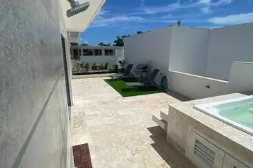 アパートホテル Los Peacocks   Premier Accommodations