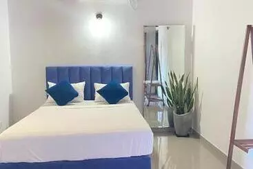 Resort Otel New White House