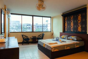 호스텔 978 Chidlom At Jomtien