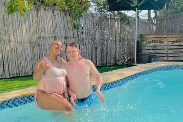 تختخواب و صبحانه Comfort Home Bnb