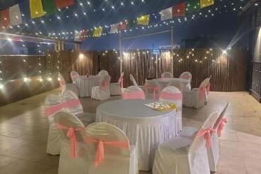 ホテル Pearl Wood