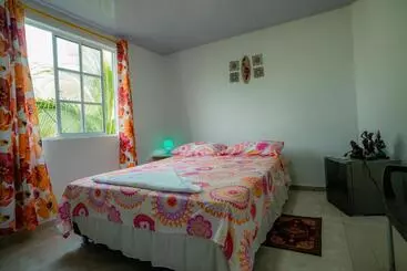 ベッドアンドブレックファースト P.n Manchineel Road Providence Island Ecorelax