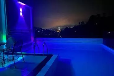 هتل Aurelia Inn