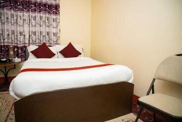 هتل Doleshwor Village Resort & Farm House Pvt. Ltd