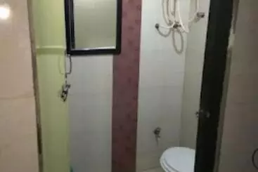 Hotel Raj Lodging Satara
