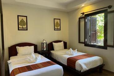 هتل آپارتمان Villa Namkhan Heritage