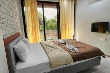 酒店 Riverside Farm