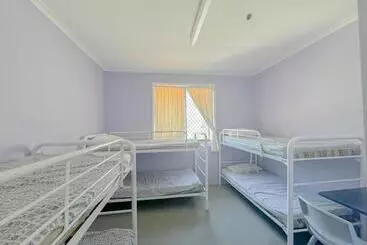 Sydney Farm Stay    Live With Nature And Animals