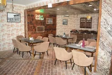 Hotel Green Rooms, Vintage Luxury Near Dal Lake