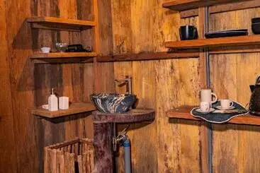 Aparthotel Ayahuaska For Solo Travelers