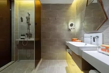 Atour Hotel Wuhan Tiandi Hankou Jiangtan