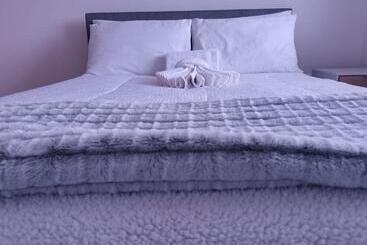 مبيت وإفطار False Bay Huis