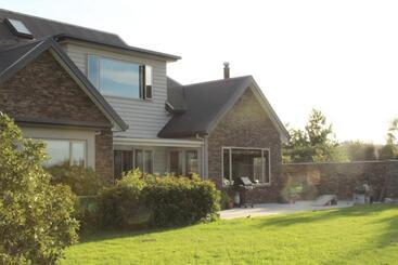 Nocleg ze śniadaniem Hadlow Sunrise Retreat