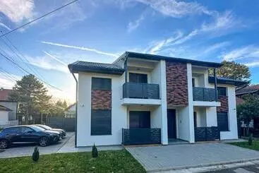 تختخواب و صبحانه Kiko Apartmani Lux
