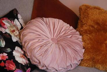 Bed and Breakfast Tiny House In De Boomgaard