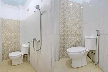 Hotel Oyo 93253 Guest House Arundaya