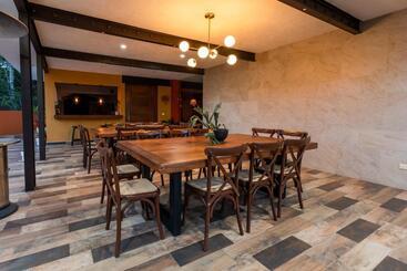 پانسیون Casa Tizates La Peña Suite Jr