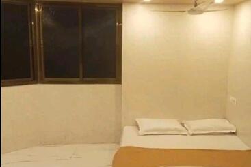 Hotell K K Royal Residency