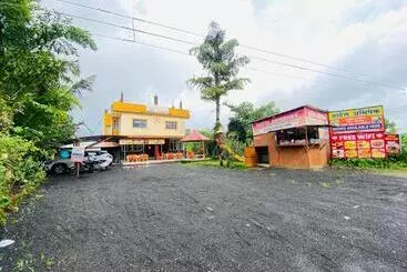 Hotel Abhishek Kolwan