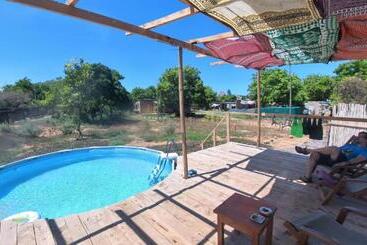 هتل Skippers   Adults Only