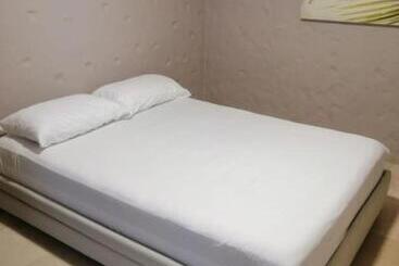 ペンション Capitel Hostel