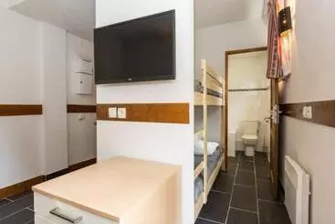 Apart Hotel Les Aiguilles De Warens